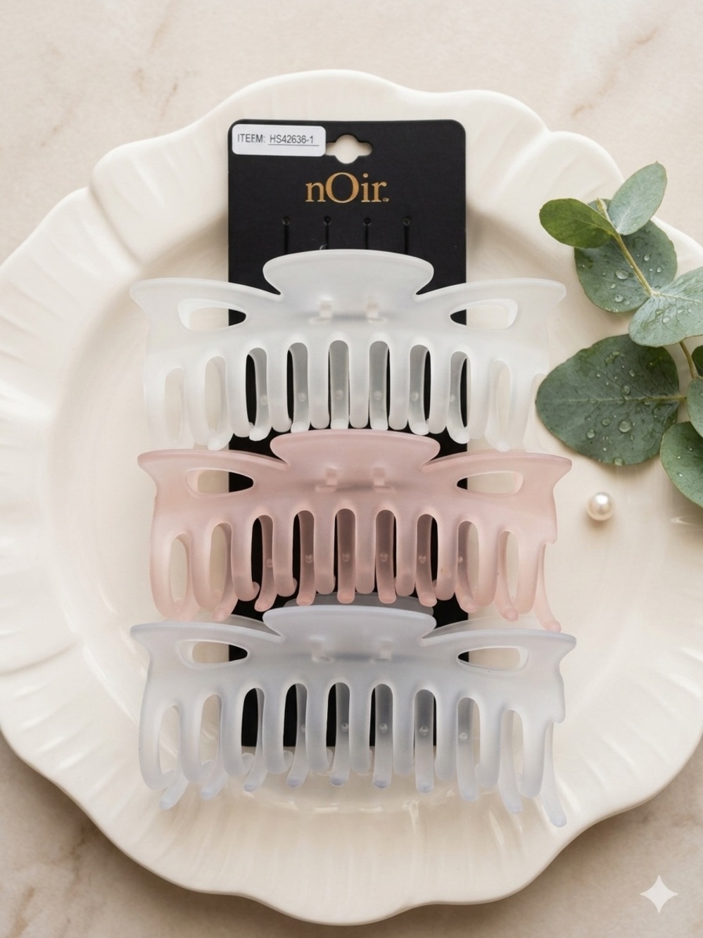 nOir Jewelry Matte White and Pink Large Hair Claw Clip Set